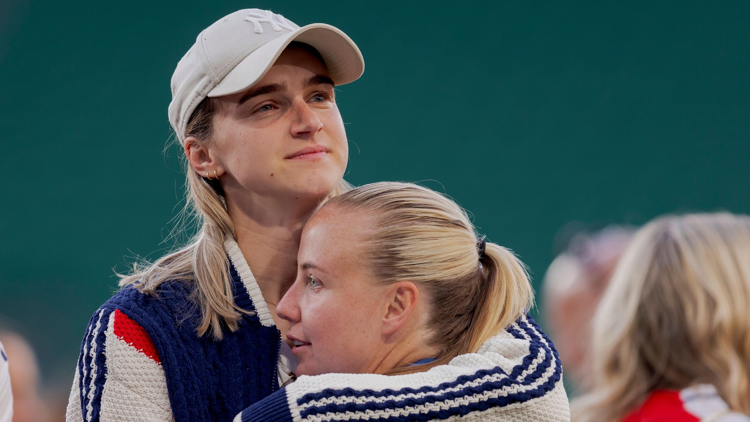 Beth Mead Girlfriend